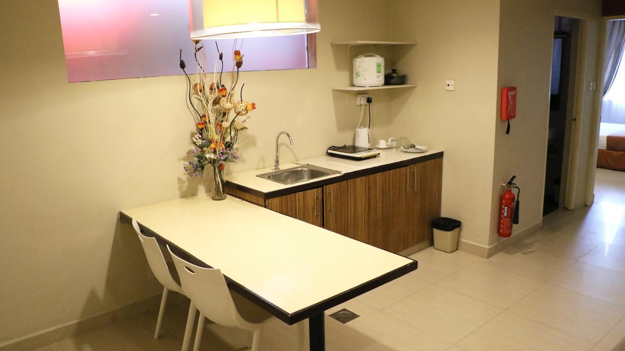 Legallery Suites Hotel Bandar Seri Begawan Luaran gambar