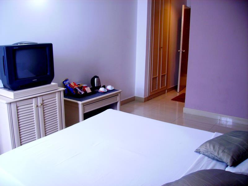 Legallery Suites Hotel Bandar Seri Begawan Luaran gambar